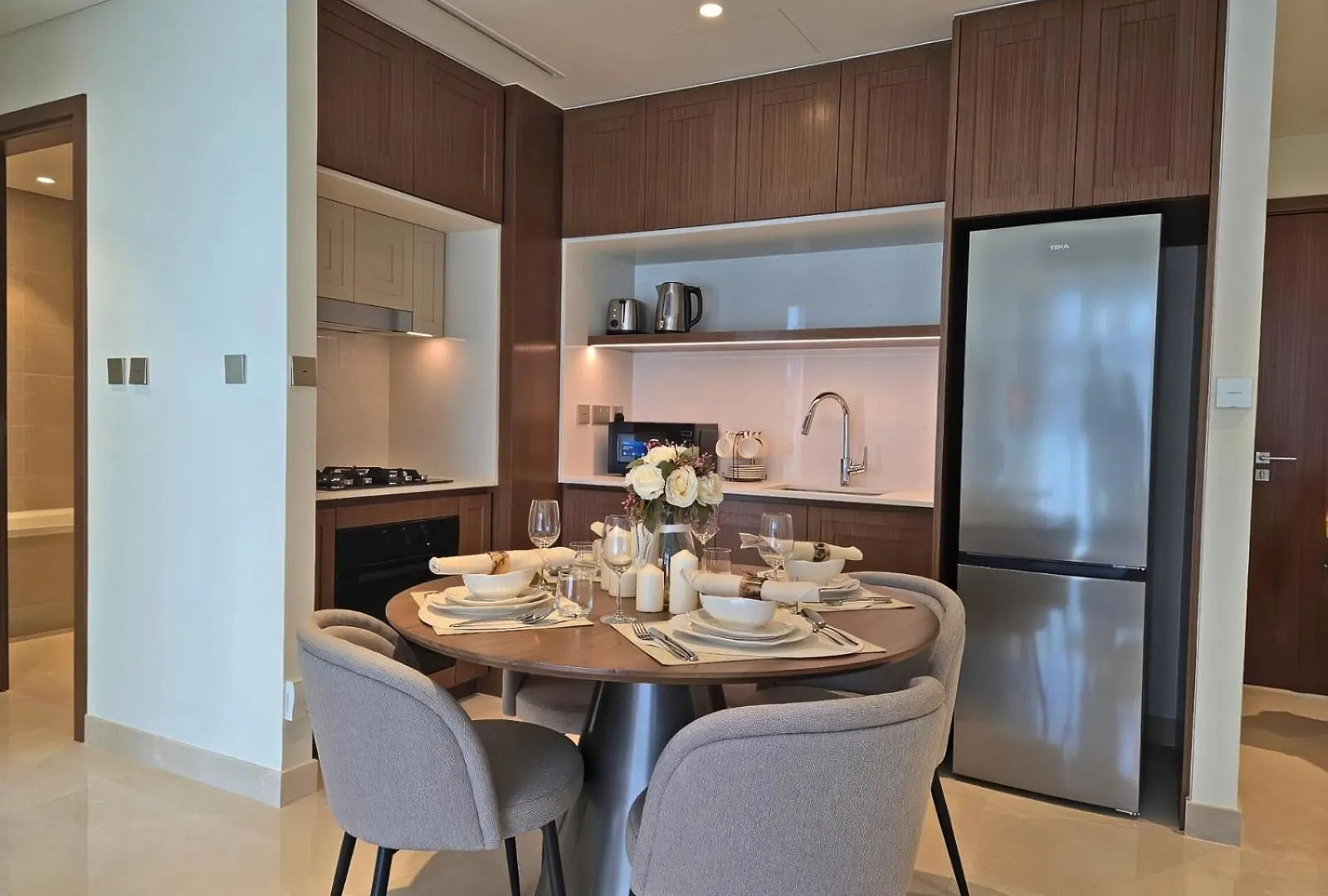 Appartement Brand New 1Br , Fully Furnished à Dubaï 0*,